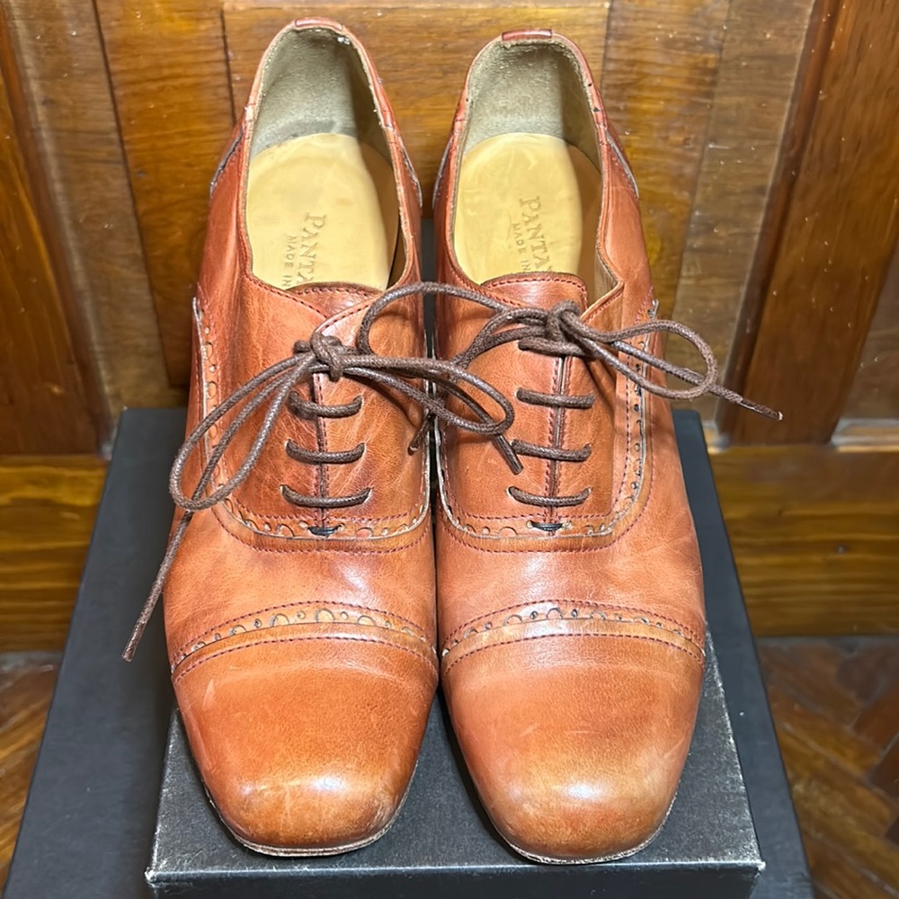 Wooden ankle boot heels. Leather Hand Made in Italy. Brand: Pantanetti Size:7